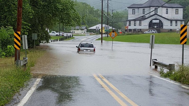 car_flood_street.jpg