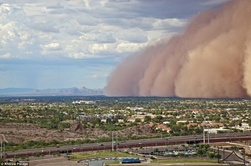 Arizona Haboob- an odd weather term (credit: Andrew Pielage)